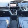 nissan serena 2017 504928-924197 image 1