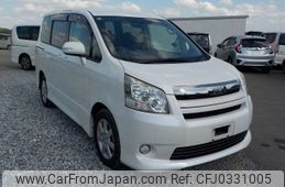 toyota noah 2009 -TOYOTA--Noah DBA-ZRR70W--ZRR70-0194970---TOYOTA--Noah DBA-ZRR70W--ZRR70-0194970-