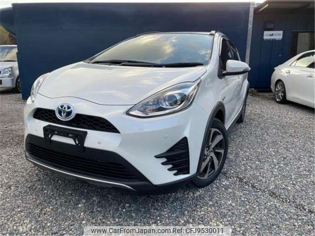 toyota aqua 2018 -TOYOTA--AQUA DAA-NHP10H--NHP10-6793384---TOYOTA--AQUA DAA-NHP10H--NHP10-6793384- image 1