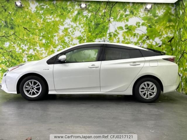 toyota prius 2018 quick_quick_DAA-ZVW50_ZVW50-8078591 image 2