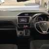 toyota voxy 2014 CFJ1633718 image 16
