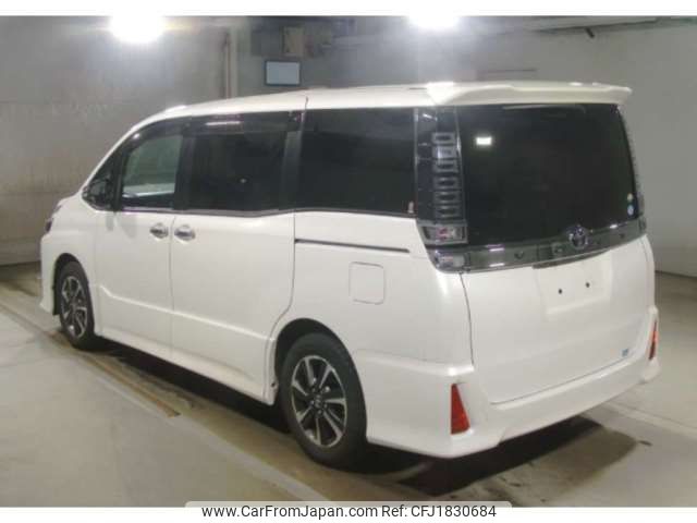toyota voxy 2018 CFJ1830684 image 2