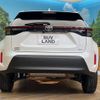 toyota yaris-cross 2024 CFJ1544040 image 15