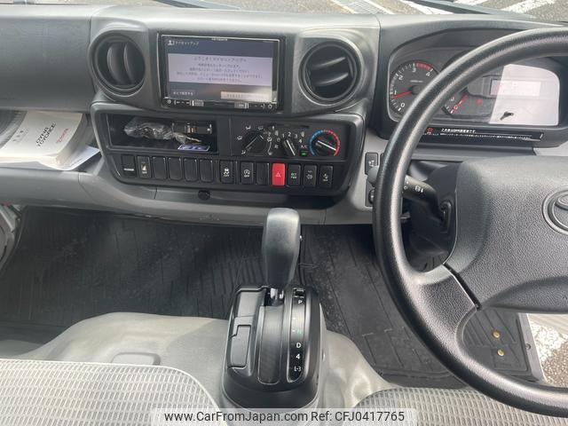 toyota toyoace 2017 GOO_NET_EXCHANGE_0401987A30241105W003 image 2