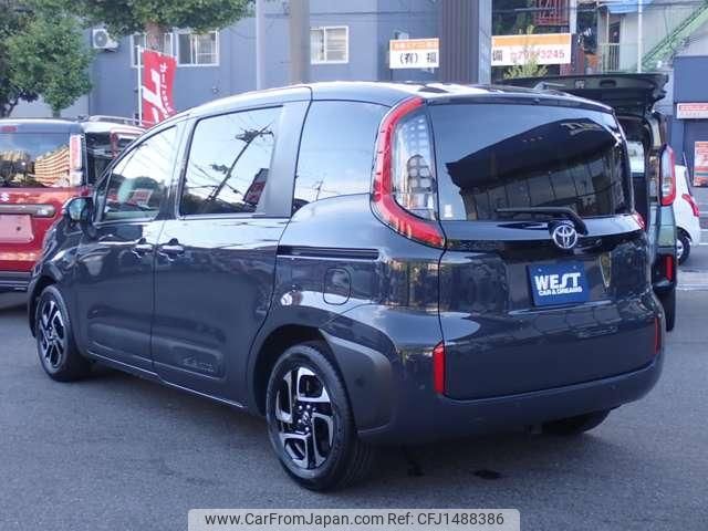 toyota sienta 2023 CFJ1488386 image 2
