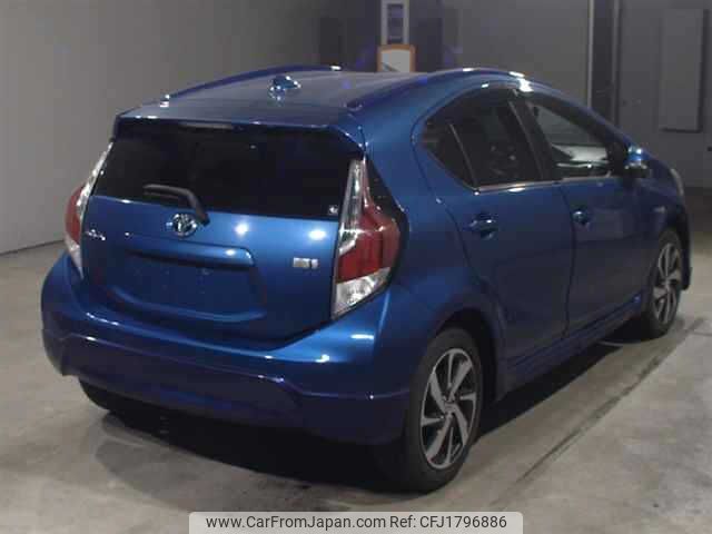toyota aqua 2015 CFJ1796886 image 2