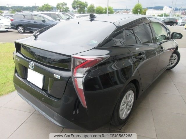 toyota prius 2017 -TOYOTA--Prius DAA-ZVW50--ZVW50-8042638---TOYOTA--Prius DAA-ZVW50--ZVW50-8042638- image 2