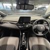 toyota c-hr 2020 quick_quick_6AA-ZYX11_ZYX11-2012733 image 2