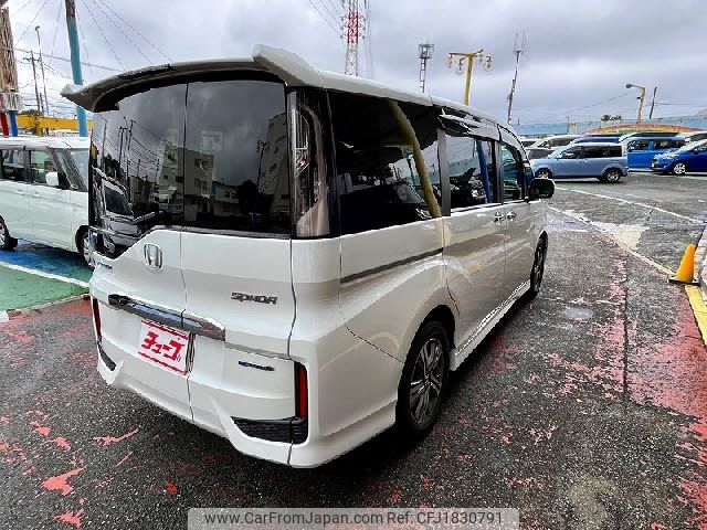 honda stepwagon 2019 CFJ1830791 image 2