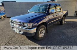 toyota-hilux-sports-pick-up-1997-13685-car_bdd43b3e-0db8-4b5d-b456-39e16c8de3e8
