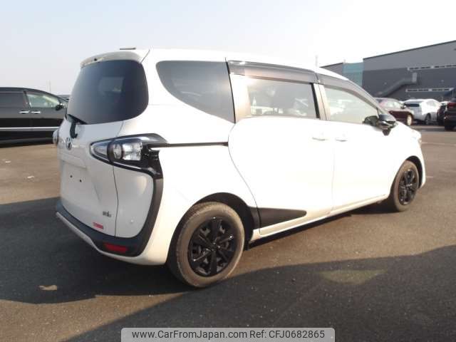 toyota sienta 2021 -TOYOTA--Sienta 6AA-NHP170G--NHP170G-7257073---TOYOTA--Sienta 6AA-NHP170G--NHP170G-7257073- image 2