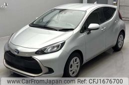 toyota aqua 2022 CFJ1676700