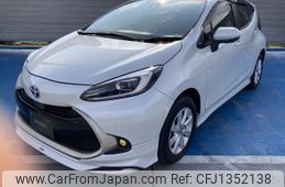 toyota aqua 2021 -TOYOTA--AQUA 6AA-MXPK16--MXPK16-2002295---TOYOTA--AQUA 6AA-MXPK16--MXPK16-2002295-