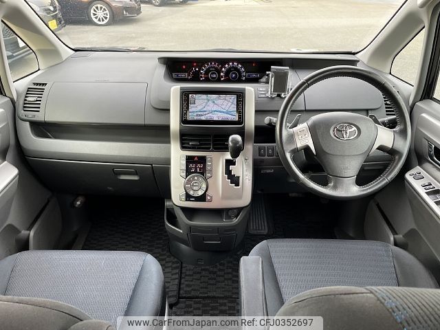 toyota voxy 2009 -TOYOTA--Voxy DBA-ZRR70W--ZRR70-0226250---TOYOTA--Voxy DBA-ZRR70W--ZRR70-0226250- image 2