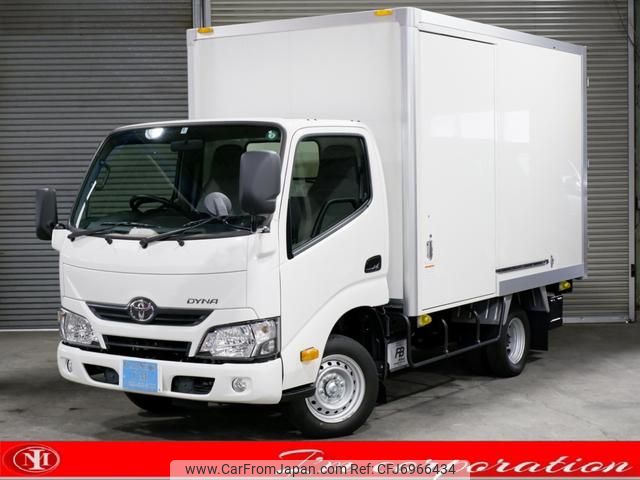 toyota dyna-truck 2021 GOO_NET_EXCHANGE_0402309A30211026W001 image 1