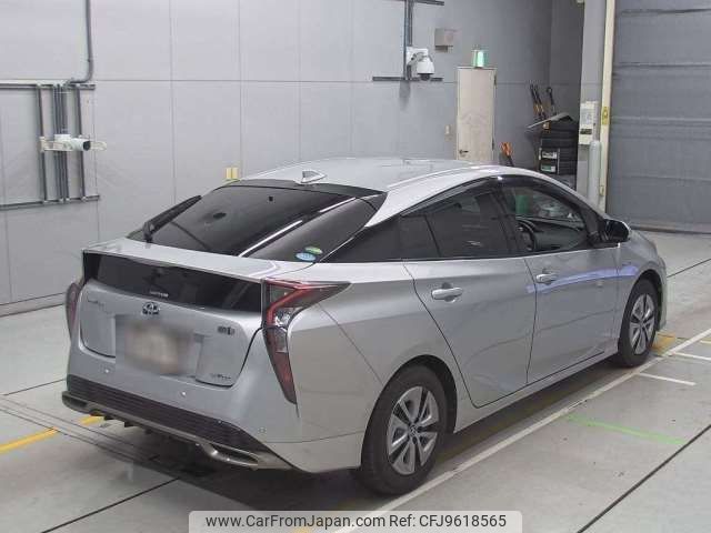 toyota prius 2017 -TOYOTA--Prius DAA-ZVW55--ZVW55-8051218---TOYOTA--Prius DAA-ZVW55--ZVW55-8051218- image 2