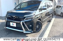 toyota voxy 2018 -TOYOTA--Voxy DBA-ZRR80W--ZRR80-0394107---TOYOTA--Voxy DBA-ZRR80W--ZRR80-0394107-