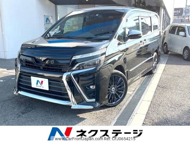 toyota voxy 2018 -TOYOTA--Voxy DBA-ZRR80W--ZRR80-0394107---TOYOTA--Voxy DBA-ZRR80W--ZRR80-0394107- image 1