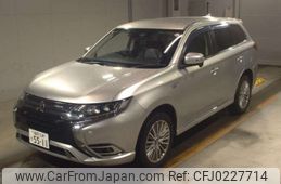 mitsubishi outlander-phev 2018 -MITSUBISHI 【福岡 334ﾁ5511】--Outlander PHEV 5LA-GG3W--GG3W-0603309---MITSUBISHI 【福岡 334ﾁ5511】--Outlander PHEV 5LA-GG3W--GG3W-0603309-