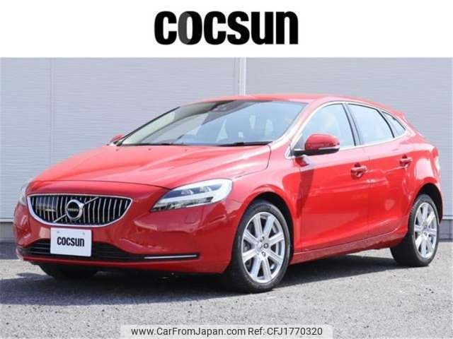 volvo v40 2016 CFJ1770320 image 1