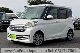 nissan dayz-roox 2014 CFJ1747561