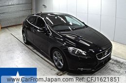 volvo v40 2014 CFJ1621851
