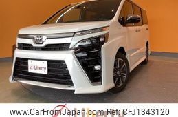 toyota voxy 2020 quick_quick_ZRR80W_ZRR80-0626284
