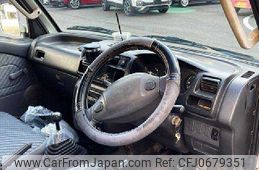 daihatsu hijet-truck 2002 504928-927352