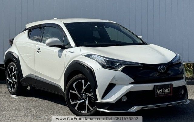 toyota c-hr 2017 CFJ1675502 image 1