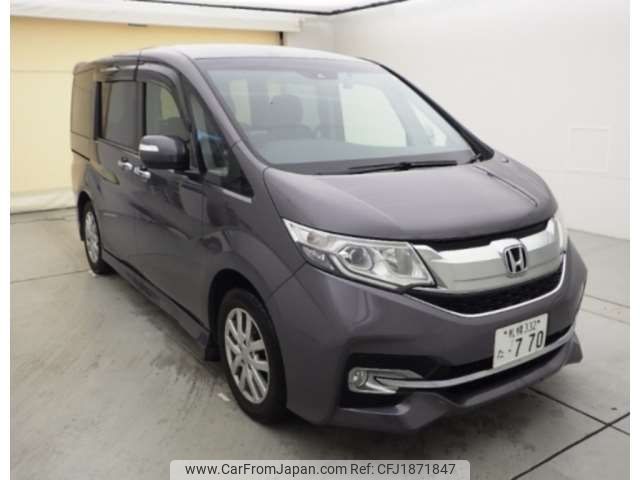 honda stepwagon 2017 CFJ1871847 image 1