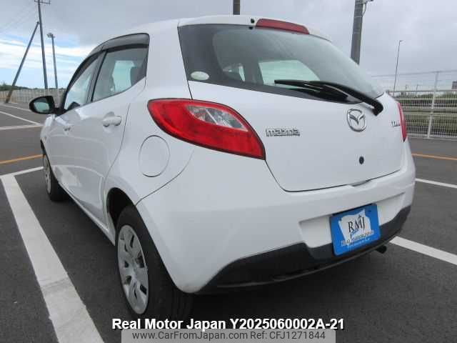 mazda demio 2011 3282185-Y2025060002A-21 image 2