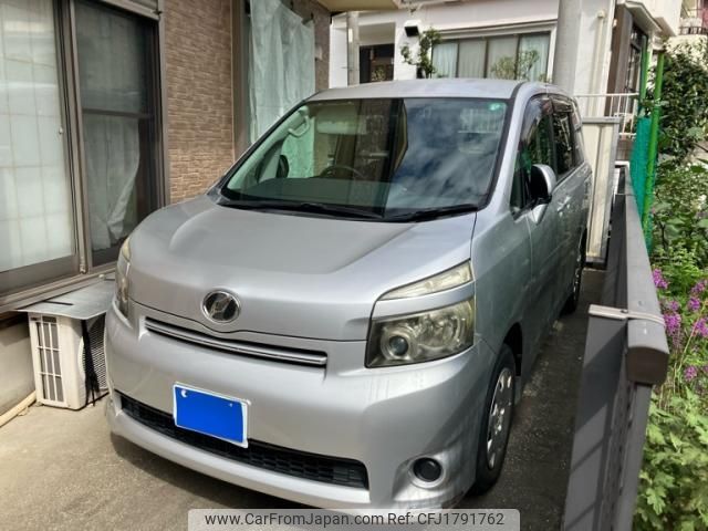 toyota voxy 2009 CFJ1791762 image 2