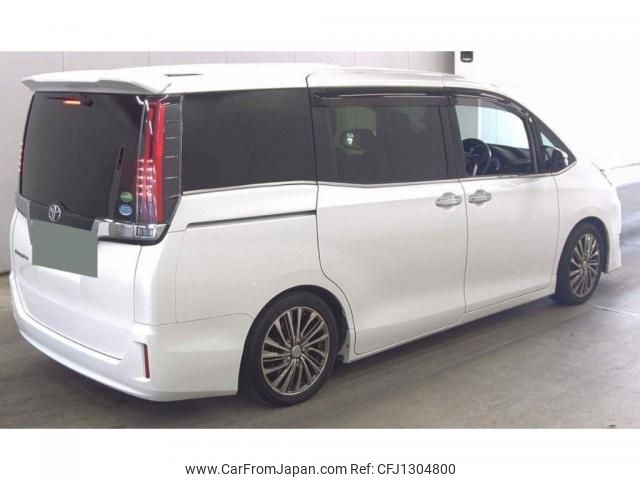 toyota esquire 2018 quick_quick_DBA-ZRR85G_0099440 image 2