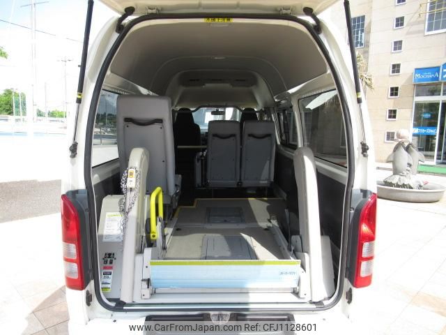 toyota hiace-van 2015 GOO_JP_700056043930250508003 image 1