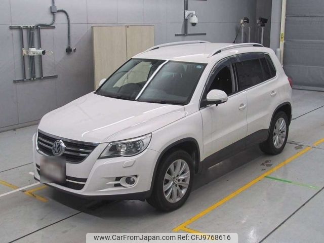 volkswagen tiguan 2011 -VOLKSWAGEN--VW Tiguan 5NCCZ-WVGZZZ5NZBW089027---VOLKSWAGEN--VW Tiguan 5NCCZ-WVGZZZ5NZBW089027- image 1