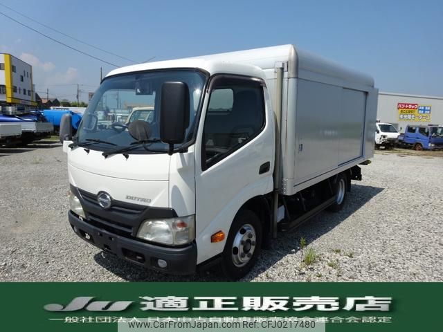 hino dutro 2013 GOO_NET_EXCHANGE_0560829A30240914W001 image 1