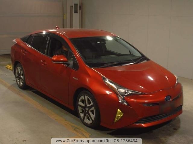 toyota prius 2016 quick_quick_DAA-ZVW51_8013888 image 1