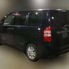 toyota noah 2012 -TOYOTA--Noah DBA-ZRR70W--ZRR70-0492880---TOYOTA--Noah DBA-ZRR70W--ZRR70-0492880- image 2