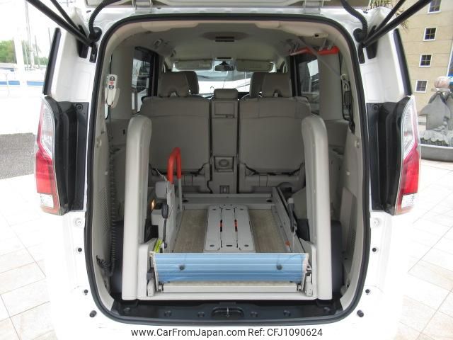 nissan serena 2019 GOO_JP_700056043930250426001 image 1