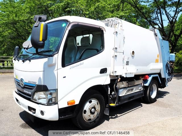 hino dutro 2017 GOO_NET_EXCHANGE_0403477A30250513W002 image 1