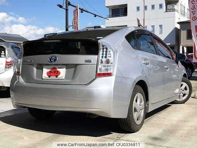 toyota prius 2010 504928-925140 image 2