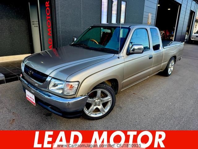 toyota hilux-sports-pick-up 2002 CFJ1810925 image 1