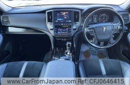 toyota crown 2017 504928-927292