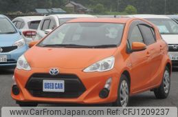 toyota aqua 2015 quick_quick_DAA-NHP10_NHP10-2403737