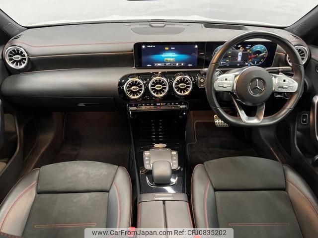 mercedes-benz cla-class 2021 quick_quick_118684M_W1K1186842N116260 image 2