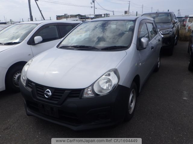 nissan ad-van-nv150 2018 CFJ1694449 image 2