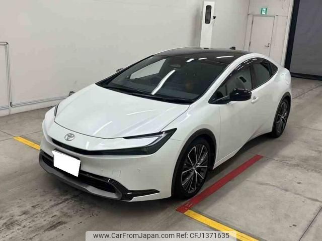 toyota prius 2023 quick_quick_6AA-MXWH60_4038964 image 2