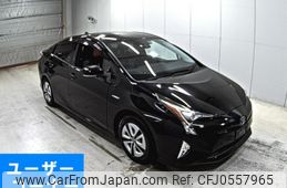 toyota prius 2016 -TOYOTA--Prius ZVW55-8003551---TOYOTA--Prius ZVW55-8003551-