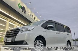 toyota noah 2015 CFJ1856968