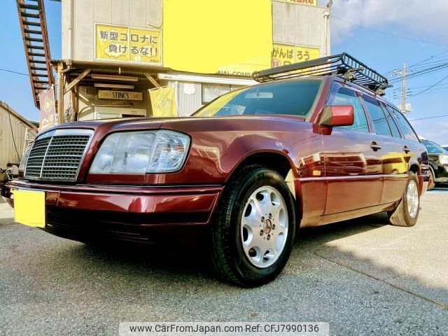 mercedes-benz e-class-station-wagon 1996 quick_quick_E-124082_2F343196 image 1